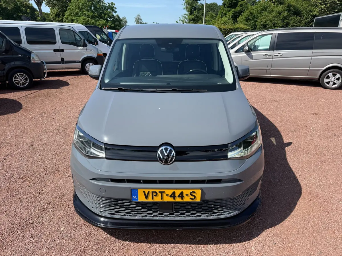 Maxi 2.0 TDI L2H1 Automaat Lederen Stoelen Sidebars