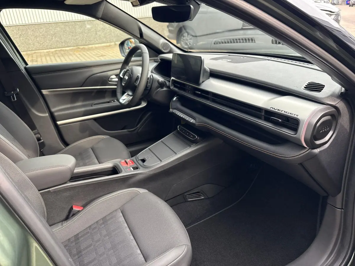 1.2 e-Hybrid 85th Anniversary MY'27 | Navigatie | Stoelverwarming | Schuifdak | Two-Tone Lak | Apple Carplay/Android Auto | Adaptive Cruise Control |