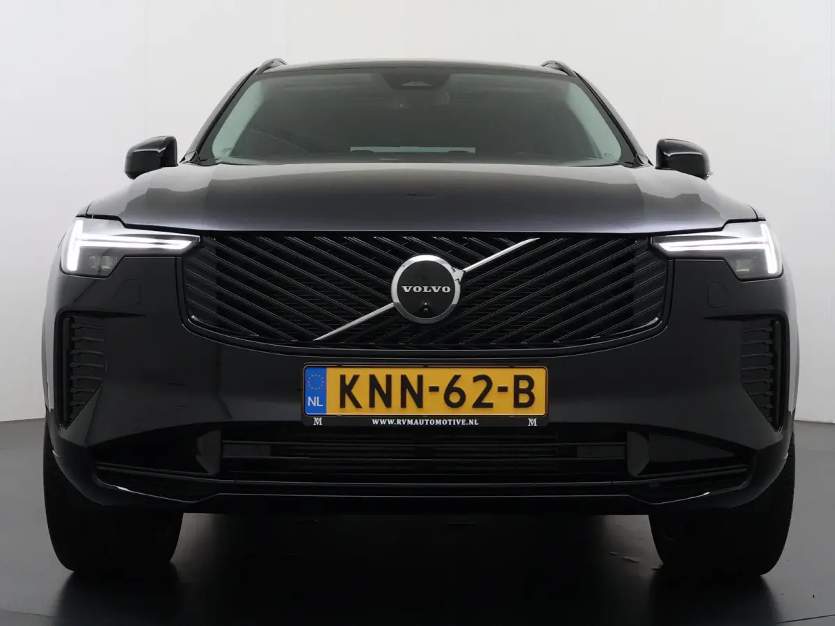 2.0 T8 Plug-in hybrid AWD Ultra Dark VAN:77.900,- VOOR:71.877,- UW HERFSTVOORDEEL:6.023,-BOWERS & WILKINS| LUCHTVERING| STOELVENTILATIE| ELEKTRISCHE TREKHAAK| 7 PERSOONS| MASSAGESTOELEN NAPP