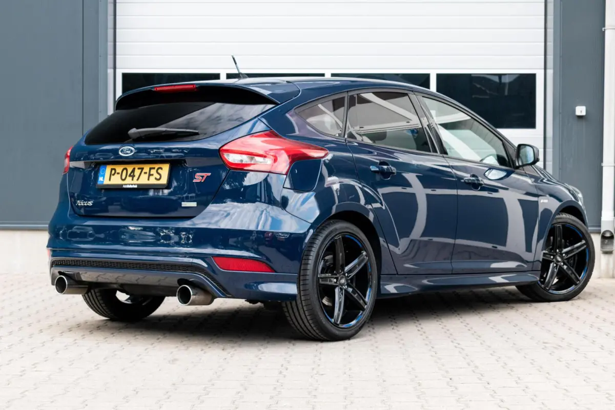 1.5 ST-Line|NW. DISTR. RIEM|PANO|KEYLESS START|18" OXIGIN VELGEN|CUSTOM UITLAAT