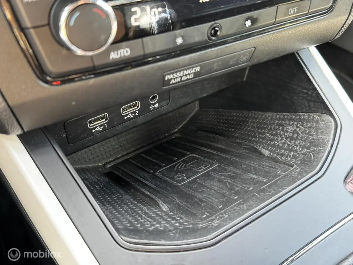 1.0 TSI Xcellence Launch Edition Camera*Carplay*Cruise