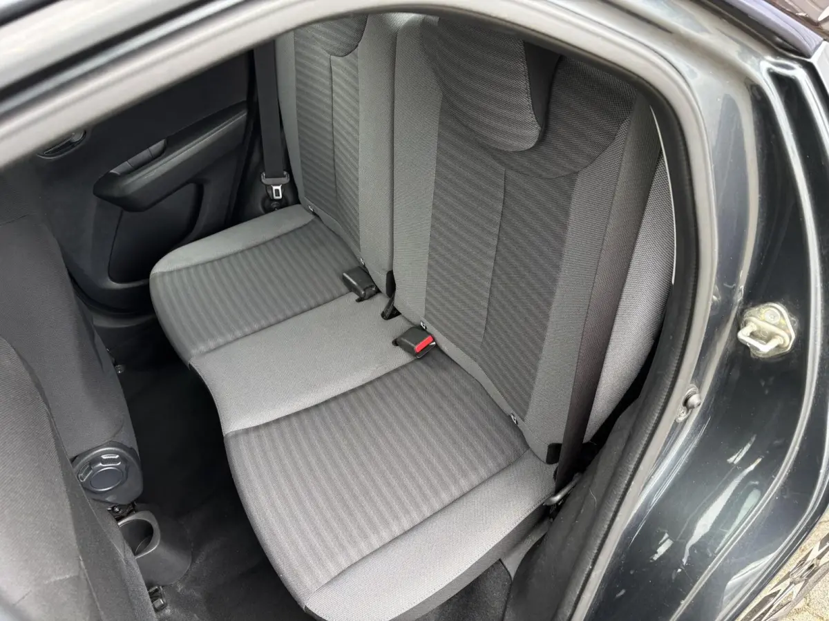 1.0 VVT-i x-joy | 15'' velgen | Camera | Carplay