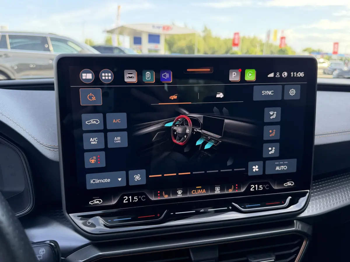 1.5 TSI e-Hybrid 204 PK Business Carplay Achteruitrijcamera Keyless Entry Stuurverwarming Matrix LED Elektrisch bereik (WLTP): Tot ca. 131 km!!
