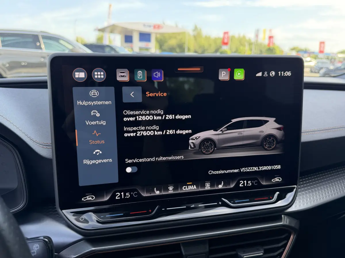 1.5 TSI e-Hybrid 204 PK Business Carplay Achteruitrijcamera Keyless Entry Stuurverwarming Matrix LED Elektrisch bereik (WLTP): Tot ca. 131 km!!