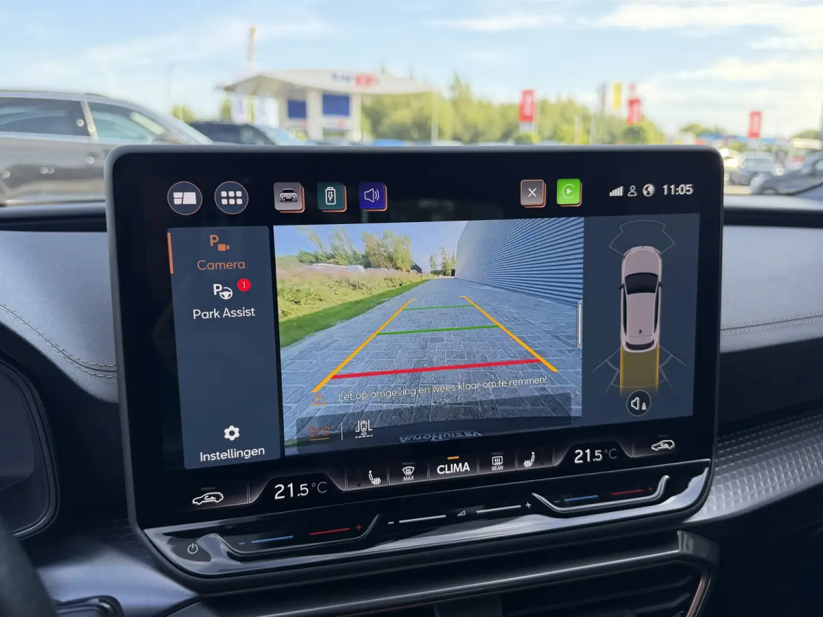 1.5 TSI e-Hybrid 204 PK Business Carplay Achteruitrijcamera Keyless Entry Stuurverwarming Matrix LED Elektrisch bereik (WLTP): Tot ca. 131 km!!