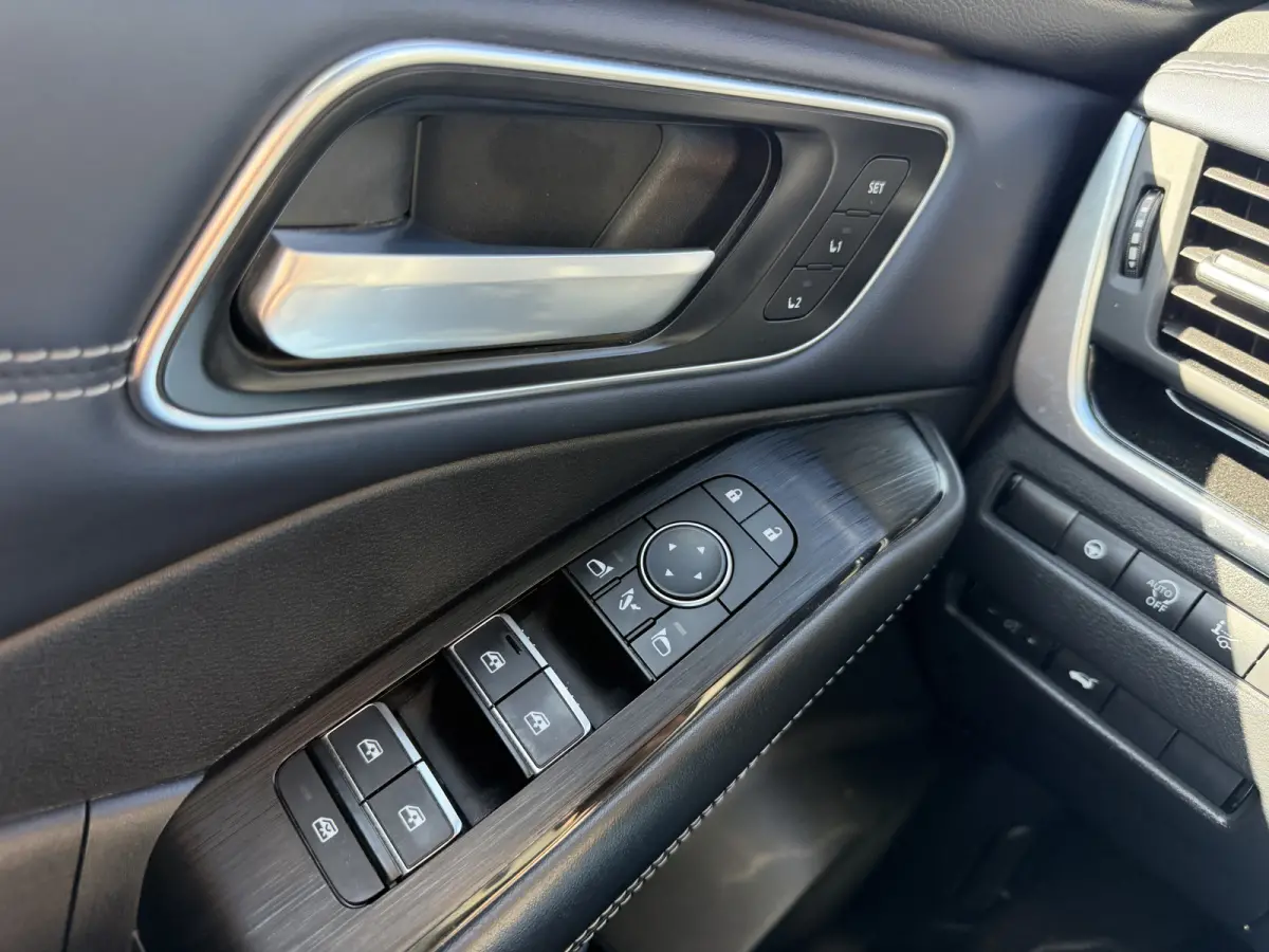 1.3 MHEV Xtronic Tekna Plus Massage | Panorama