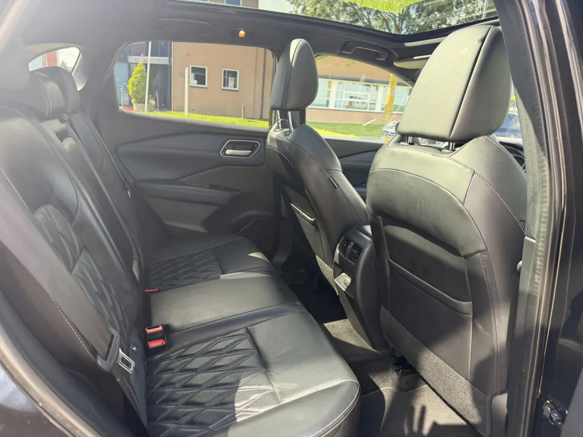 1.3 MHEV Xtronic Tekna Plus Massage | Panorama