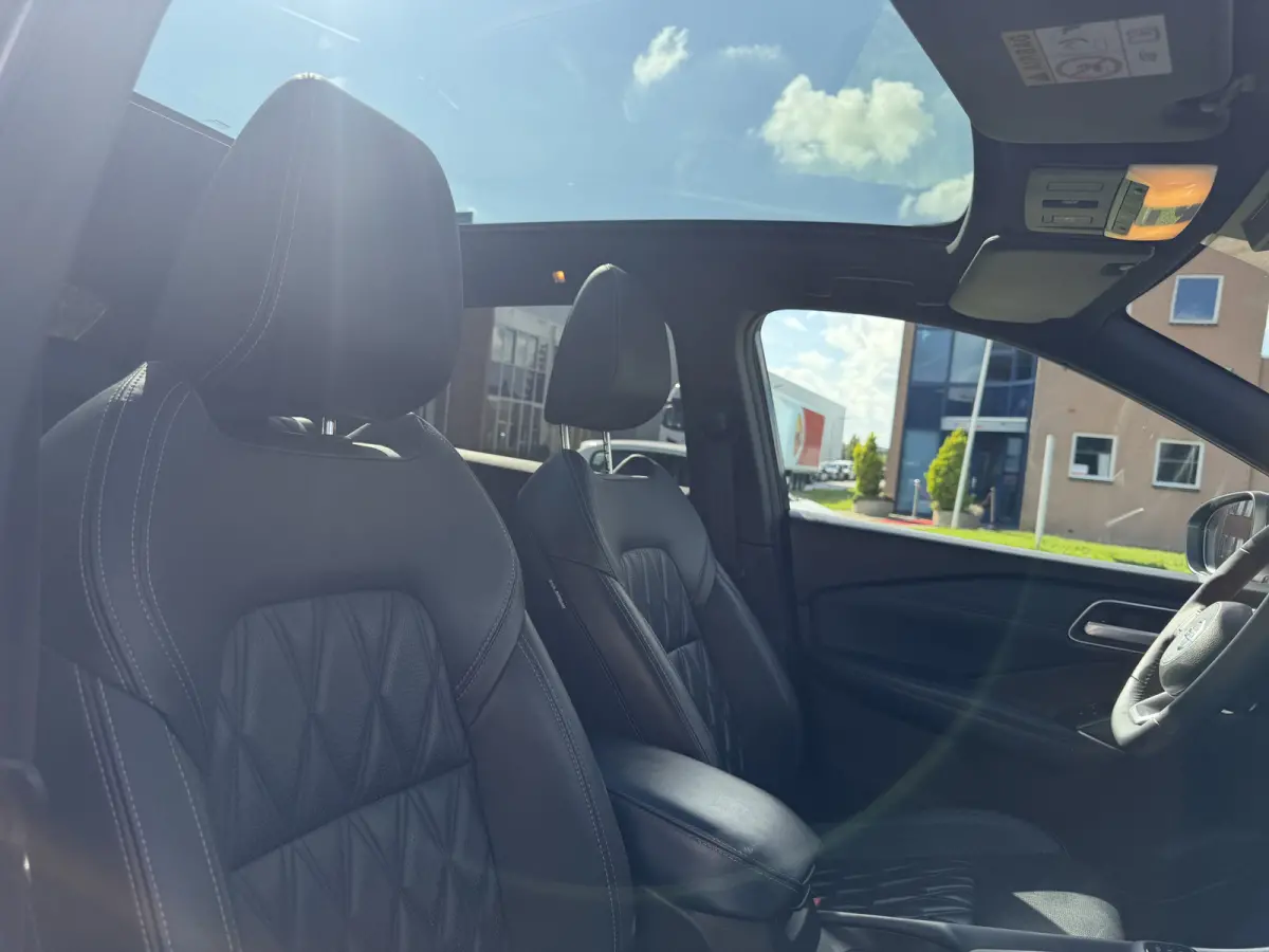 1.3 MHEV Xtronic Tekna Plus Massage | Panorama