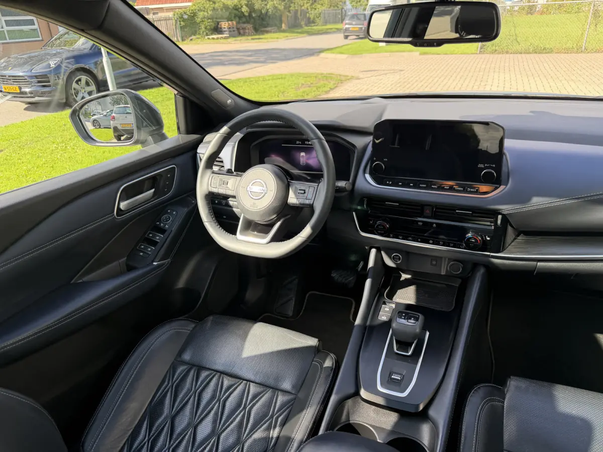 1.3 MHEV Xtronic Tekna Plus Massage | Panorama