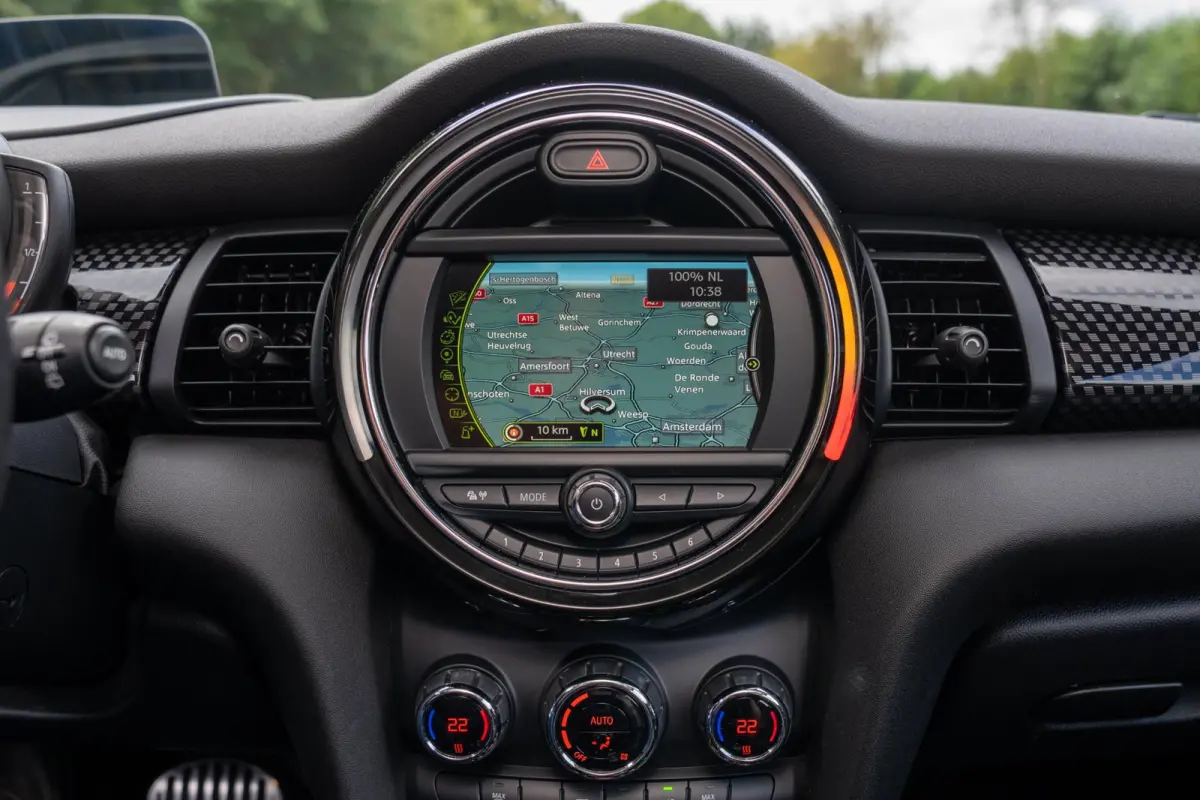Mini 2.0 S Chili Serious Business Automaat +NAP NL-auto