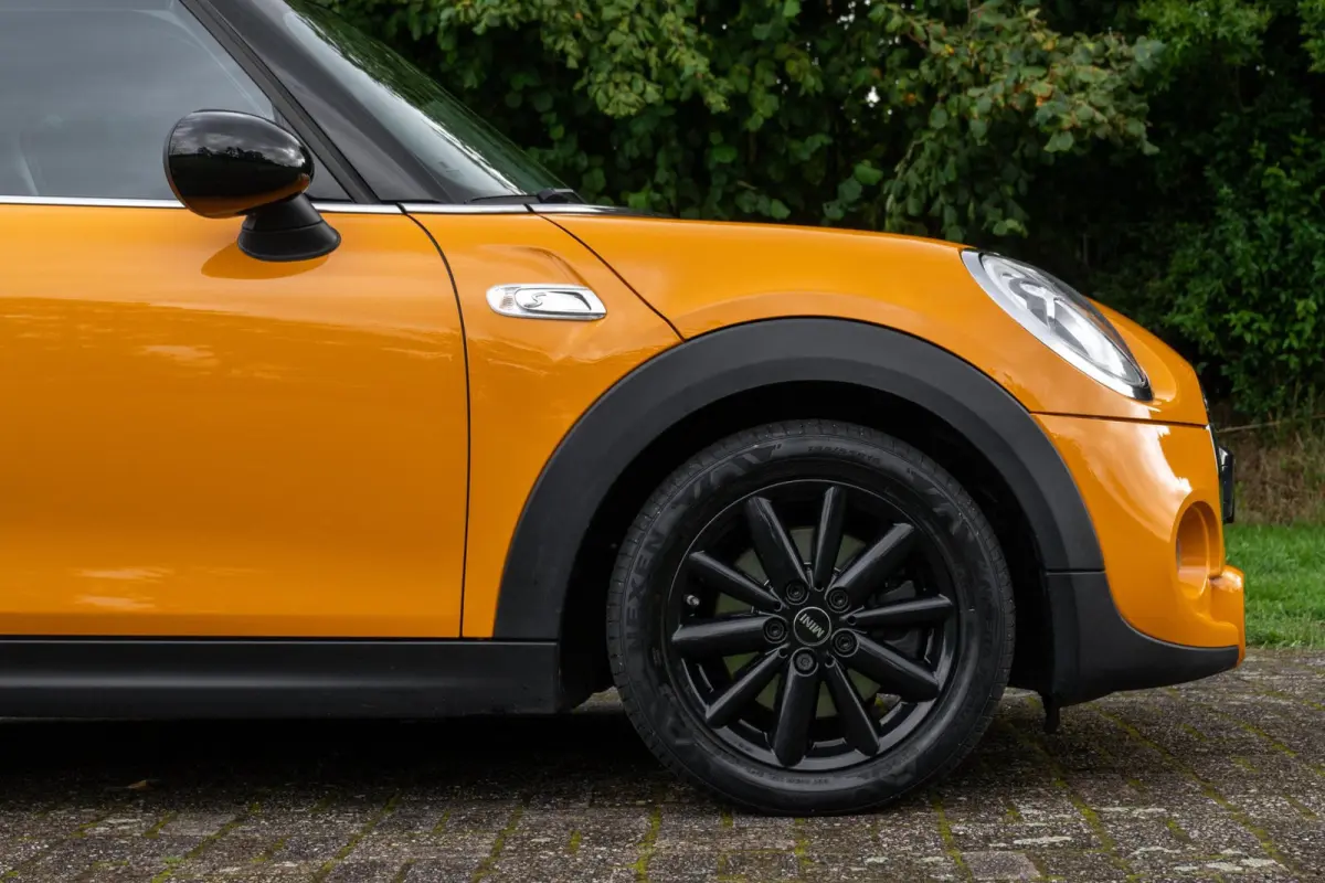 Mini 2.0 S Chili Serious Business Automaat +NAP NL-auto
