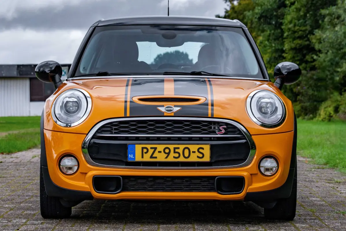 Mini 2.0 S Chili Serious Business Automaat +NAP NL-auto