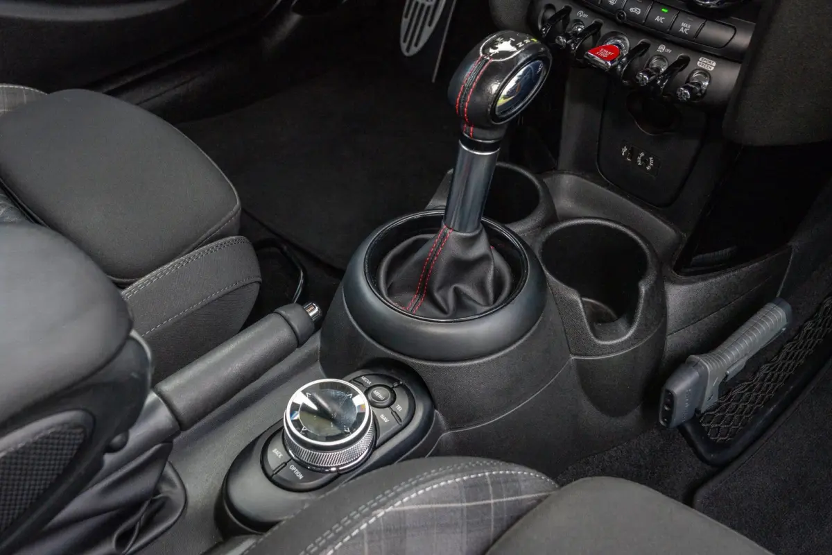 Mini 2.0 S Chili Serious Business Automaat +NAP NL-auto
