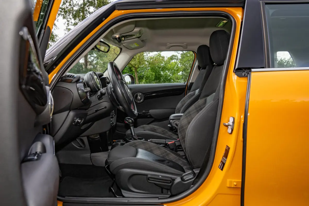 Mini 2.0 S Chili Serious Business Automaat +NAP NL-auto