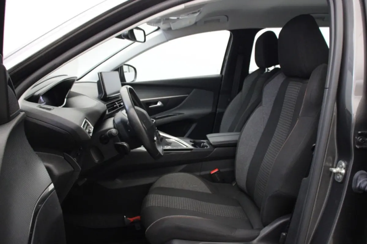 1.2 PureTech Active 7 Persoons - Digitaal Cockpit, Carplay, Camera