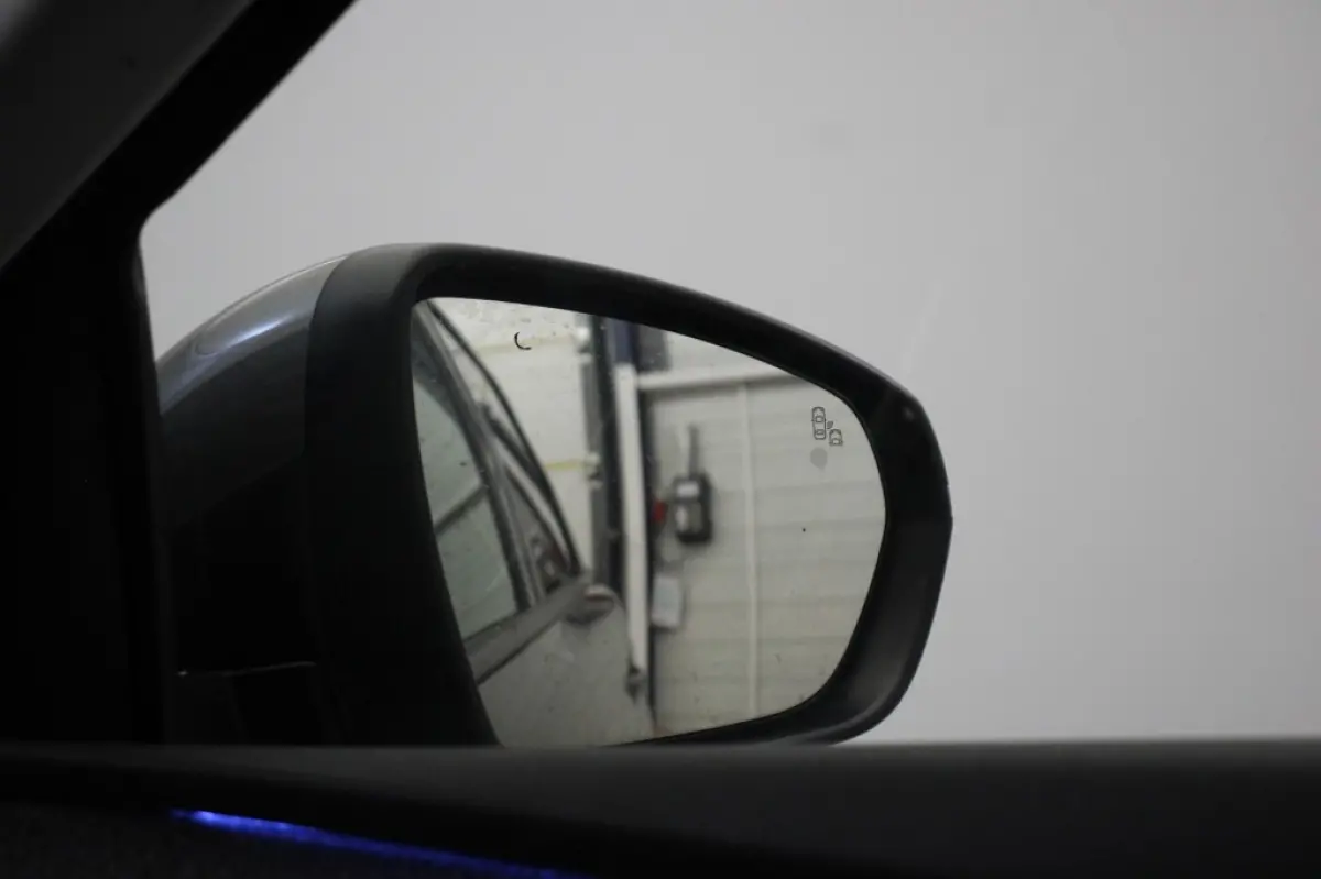 1.2 PureTech Allure Automaat - Digitaal Cockpit, Carplay, Camera, Half Leer