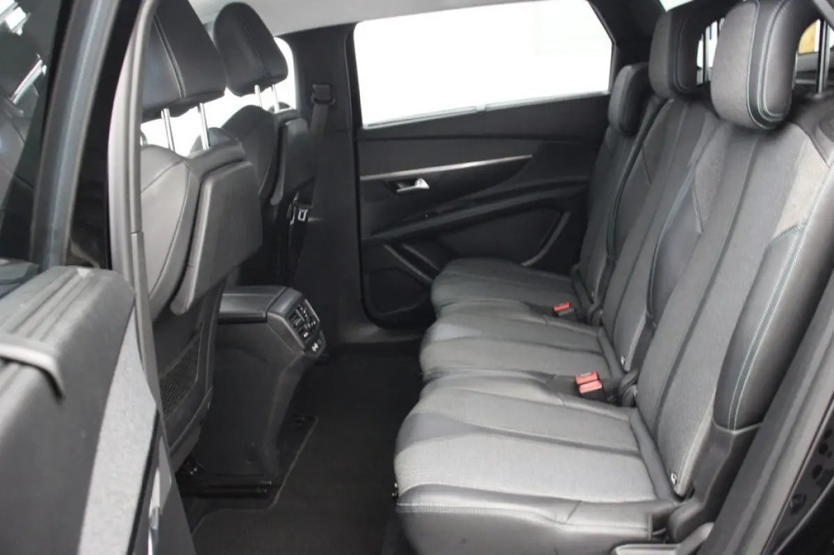 1.2 PureTech Allure Pack Business 7 Persoons Automaat - Carplay, Camera, Half Leer