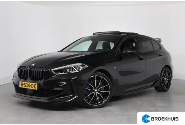 120i High Executive Edition | M- Perfomance Pack! | Open Dak | Leder | Sfeerverlichting | Camera | Sportstoelen | Clima | Stoel/Stuur Verwarming | Navi | LED | Cruise Control | Keyless