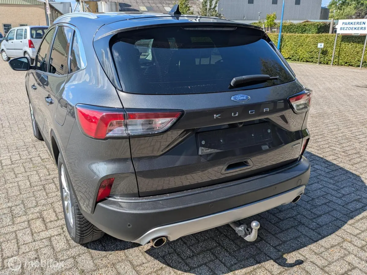 2.5 PHEV Titanium X