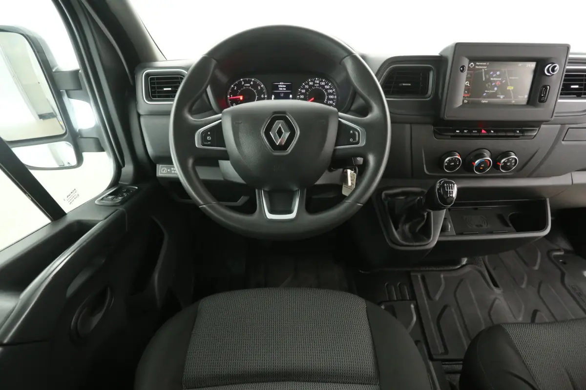 2.3 dCi 145PK L3H2 N1 | Airco | Camera | Cruise | 3 Zits | Dubbellucht | 3000KG Trekgew. | Carplay | Parkeersens.