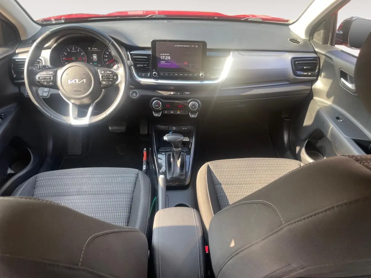 1.0 T-GDi MHEV DynamicPlusLine | Automaat | Climate Control | Cruise Control | Camera | Navigatie | Privacy Glass |