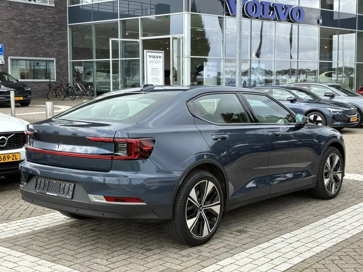 Standard Range Single Motor 69 kWh | Elektrisch verstelbare stoelen | Stoelverwarming