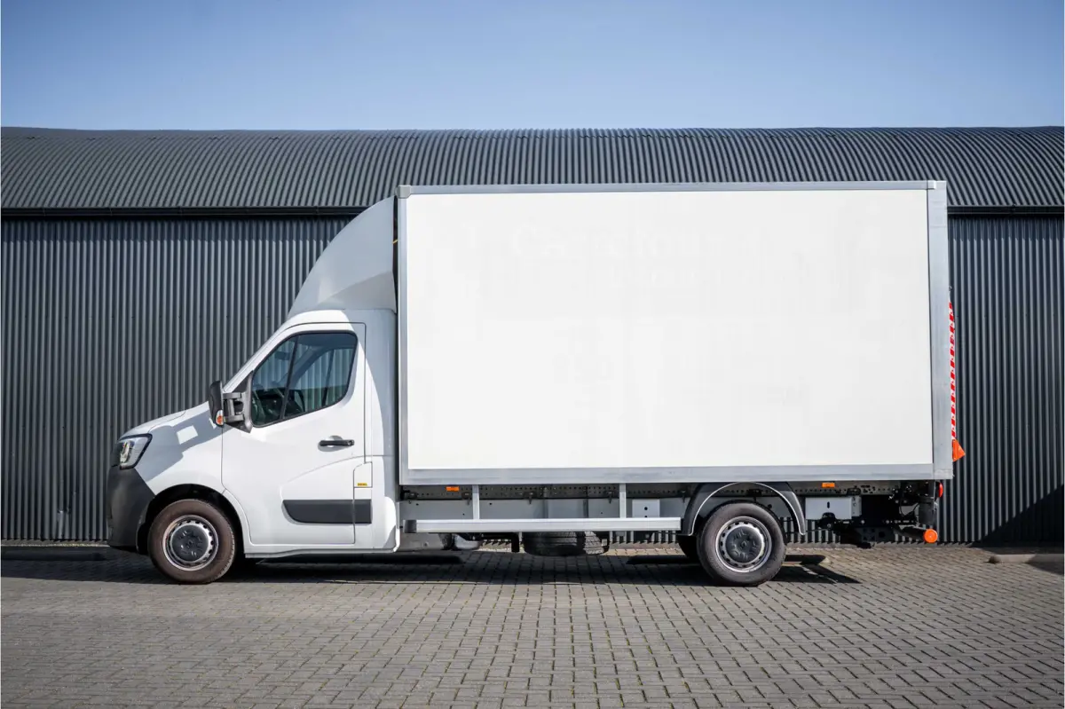 2.3dCi | Bakwagen met Laadklep | LED | Carplay | Camera | Cruise