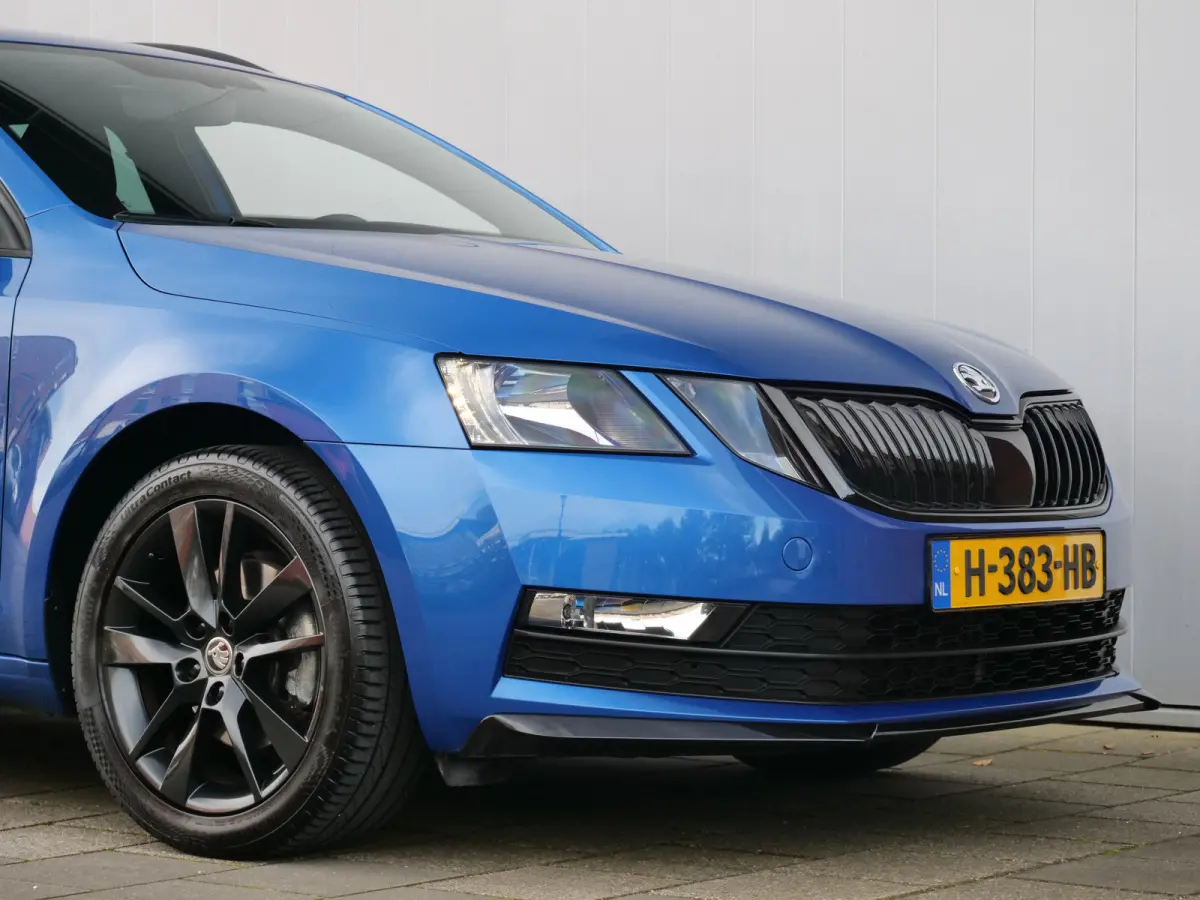 1.0 TSI Greentech Sport Business Navigatie / Privacy glas / 17 Inch
