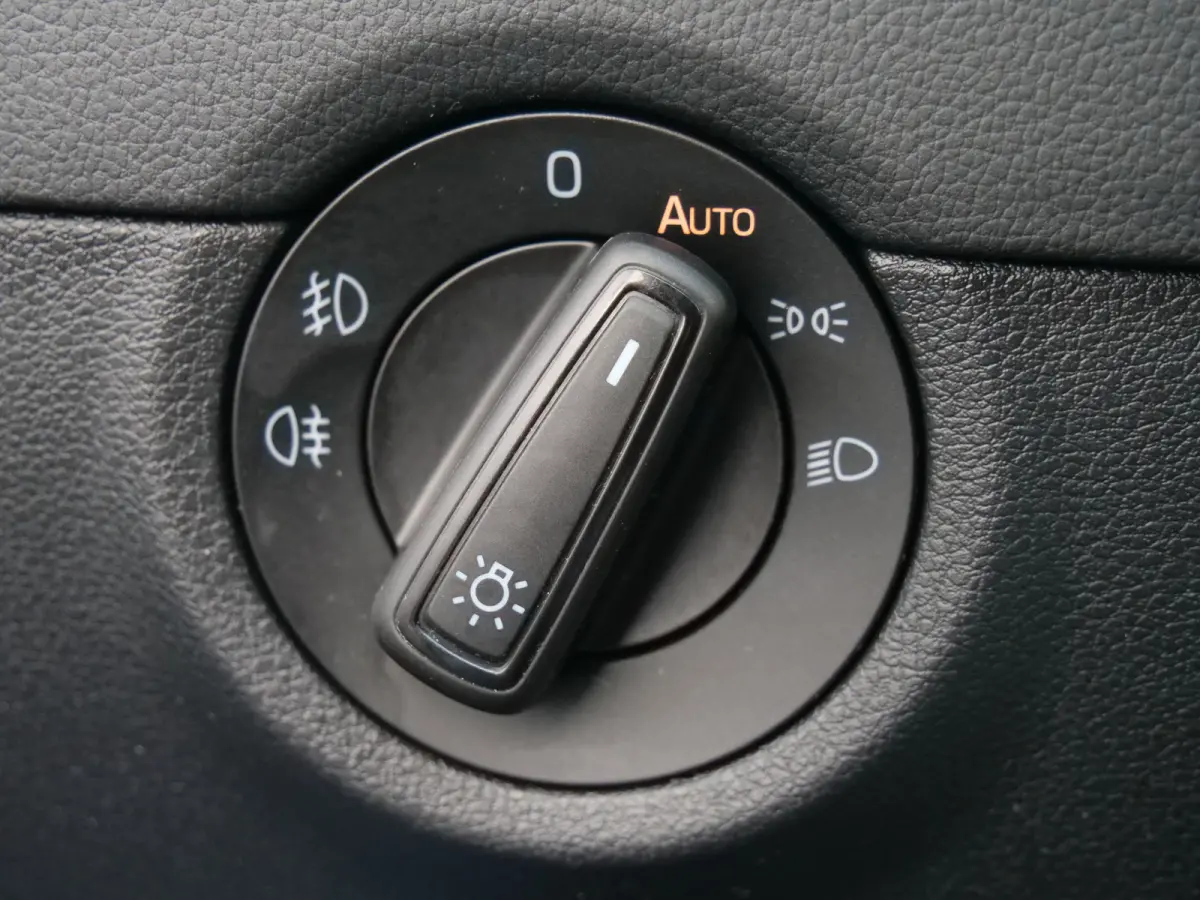 1.0 TSI Greentech Sport Business Navigatie / Privacy glas / 17 Inch