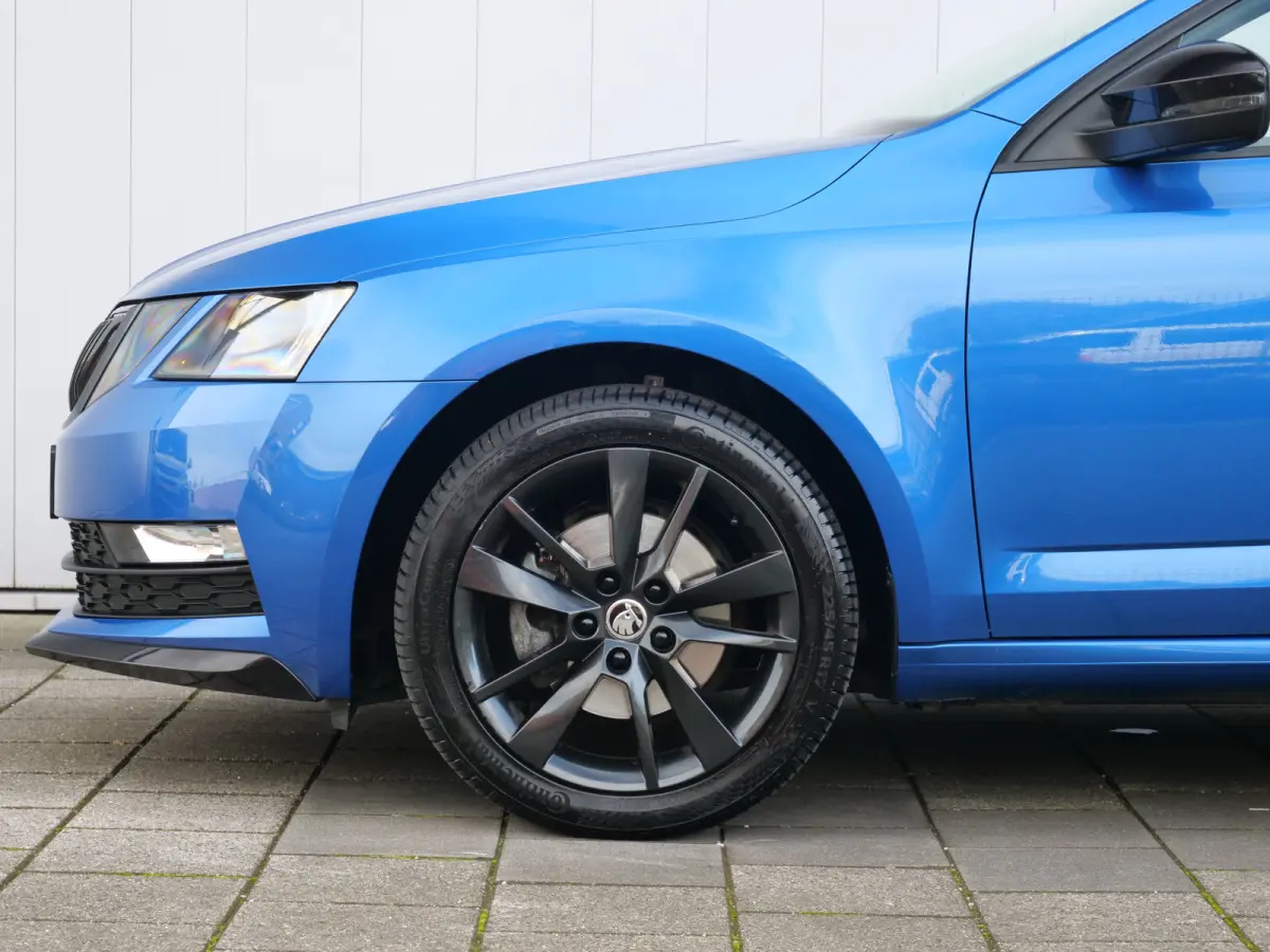 1.0 TSI Greentech Sport Business Navigatie / Privacy glas / 17 Inch
