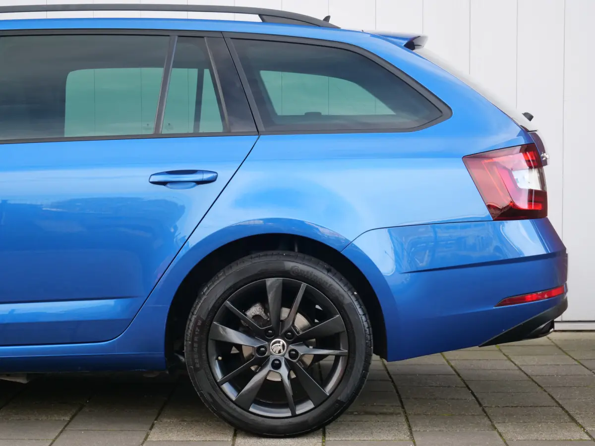 1.0 TSI Greentech Sport Business Navigatie / Privacy glas / 17 Inch