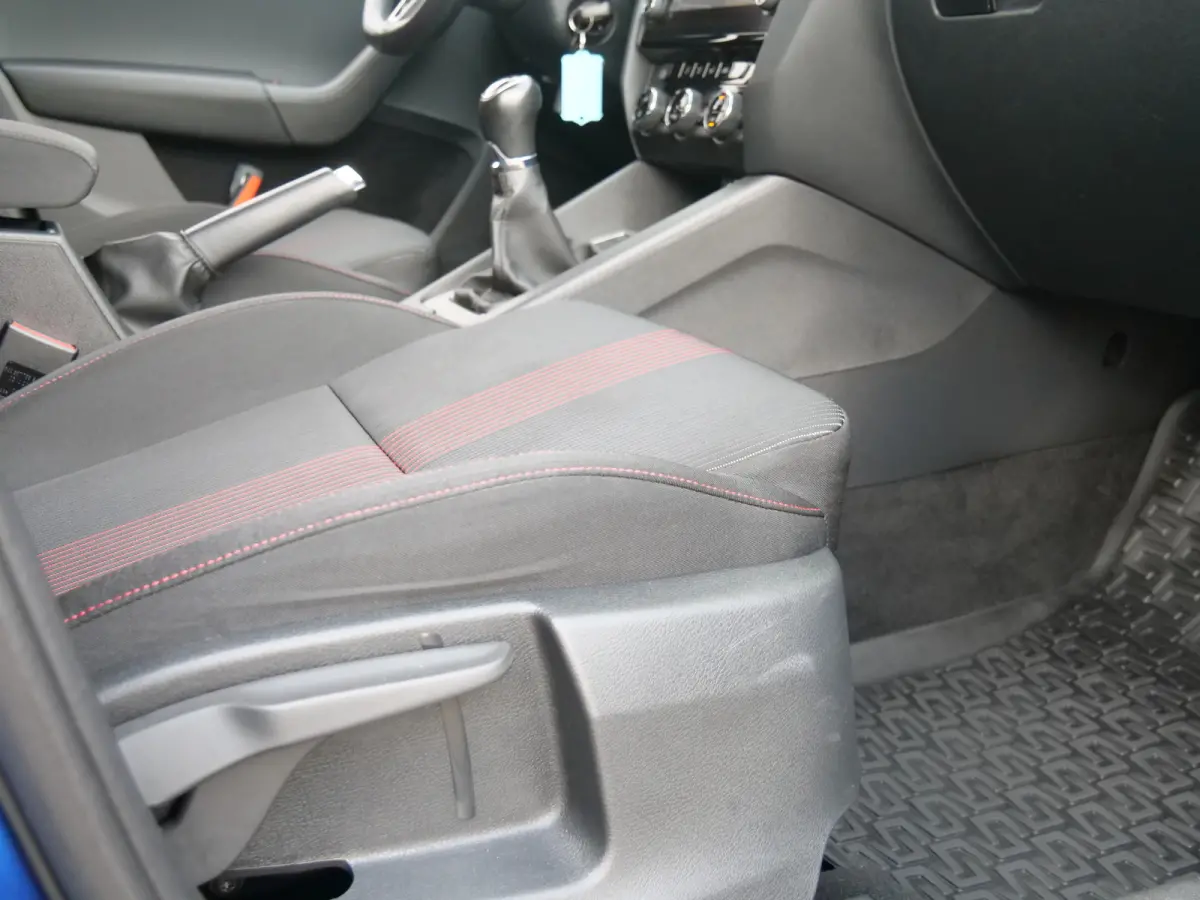 1.0 TSI Greentech Sport Business Navigatie / Privacy glas / 17 Inch
