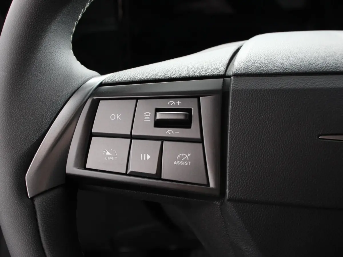 1.2 Turbo Hybrid Edition Navigatie Apple Carplay/Android Auto Camera Parkeersensoren Adaptieve Cruise Control Stoel- en stuurverwarming Dodehoek assistent Climate Control Virtual Cockpit Ful