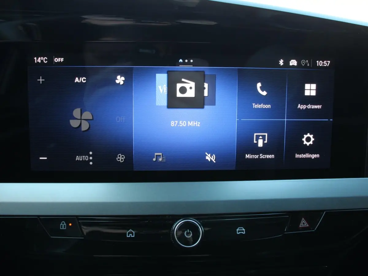 1.2 Turbo Hybrid Edition Navigatie Apple Carplay/Android Auto Camera Parkeersensoren Adaptieve Cruise Control Stoel- en stuurverwarming Dodehoek assistent Climate Control Virtual Cockpit Ful