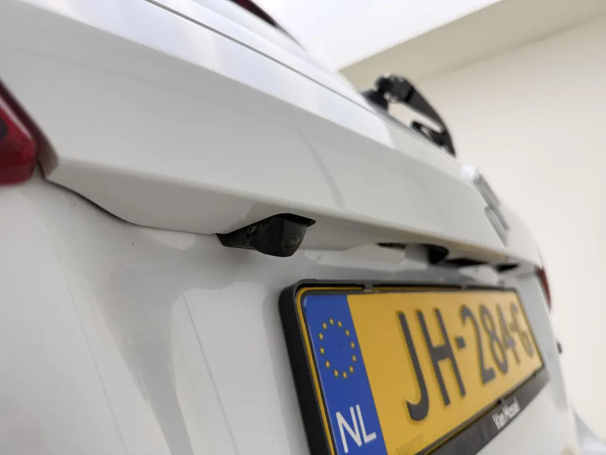 1.6 Exclusive | Airco | Cruise Control | Lichtmetalen Velgen | Stoelverwarming |