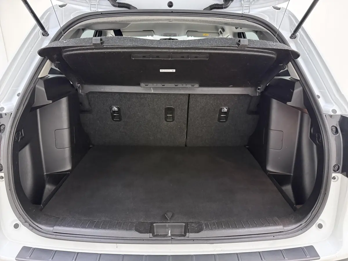 1.6 Exclusive | Airco | Cruise Control | Lichtmetalen Velgen | Stoelverwarming |