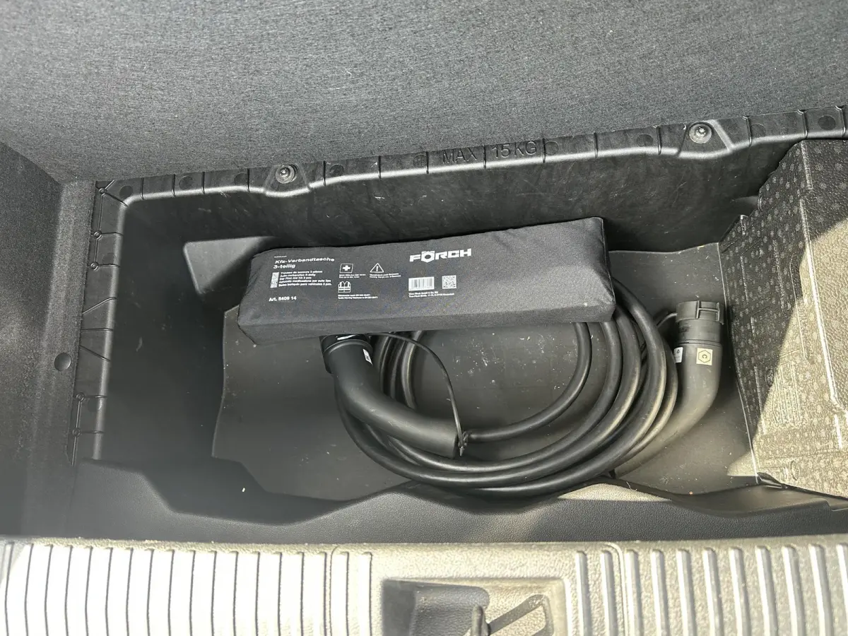 EV87 long range esprit Alpine VAN:43.900,- VOOR:40.770,- UW HERFSTVOORDEEL:3.130,-16K KM! | STOEL + STUURVERWARMING | ELEK. ACHTERKLEP | KEYLESS | DODEHOEK | ADAP. CRUISE | ALL IN RIJKLAAR P
