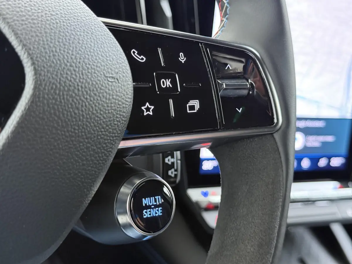 EV87 long range esprit Alpine 16K KM! | STOEL + STUURVERWARMING | ELEK. ACHTERKLEP | KEYLESS | DODEHOEK | ADAP. CRUISE | ALL IN RIJKLAAR PRIJS! |