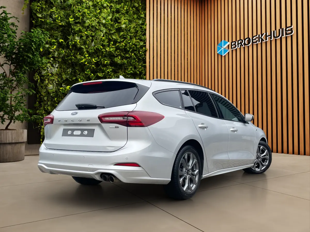 1.0 EcoBoost Hybrid ST-Line Cruise | Stoel- stuurverw. | PDC | LED  | Navigatie | 17 Inch | Carplay