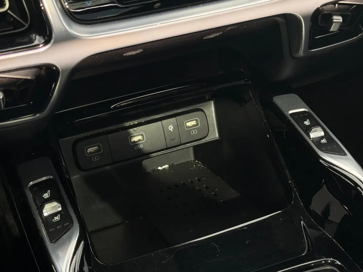 1.6 T-GDI Plug-in Hybrid 4WD ExecutiveLine 7p.