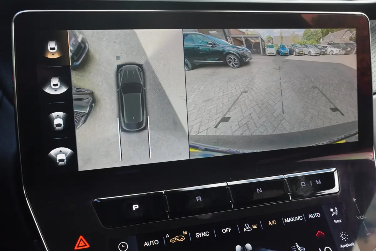 3.0 V6 Trofeo - PANODAK - TREKHAAK - HEAD UP - 360 CAMERA - SONUS FABER -