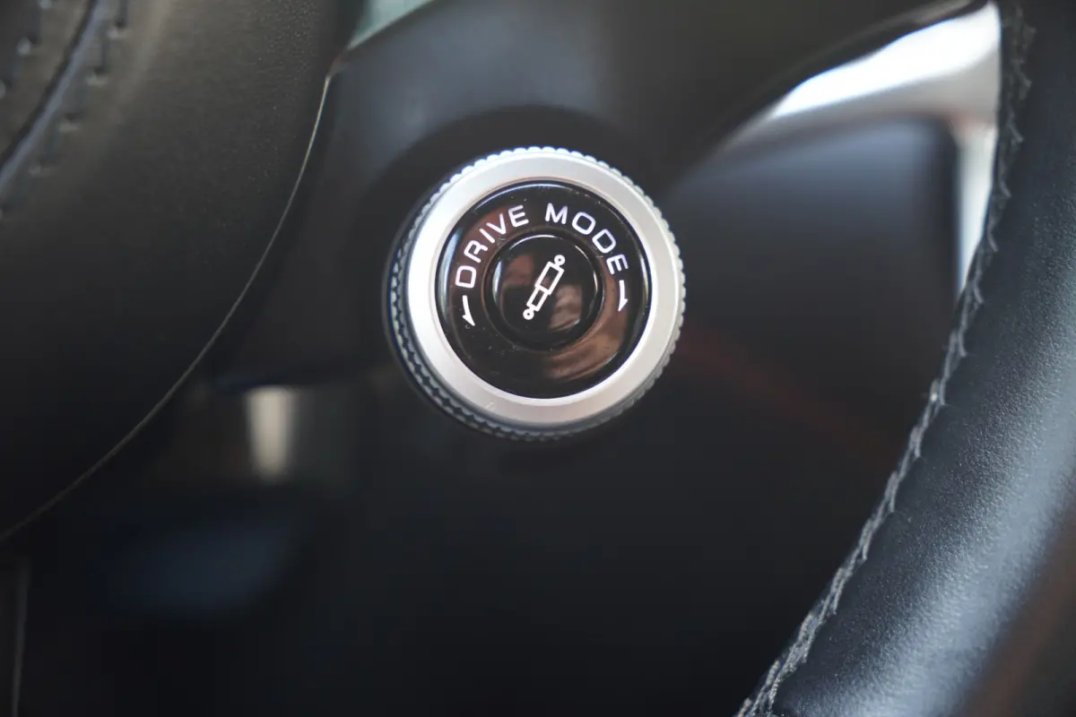 3.0 V6 Trofeo - PANODAK - TREKHAAK - HEAD UP - 360 CAMERA - SONUS FABER -