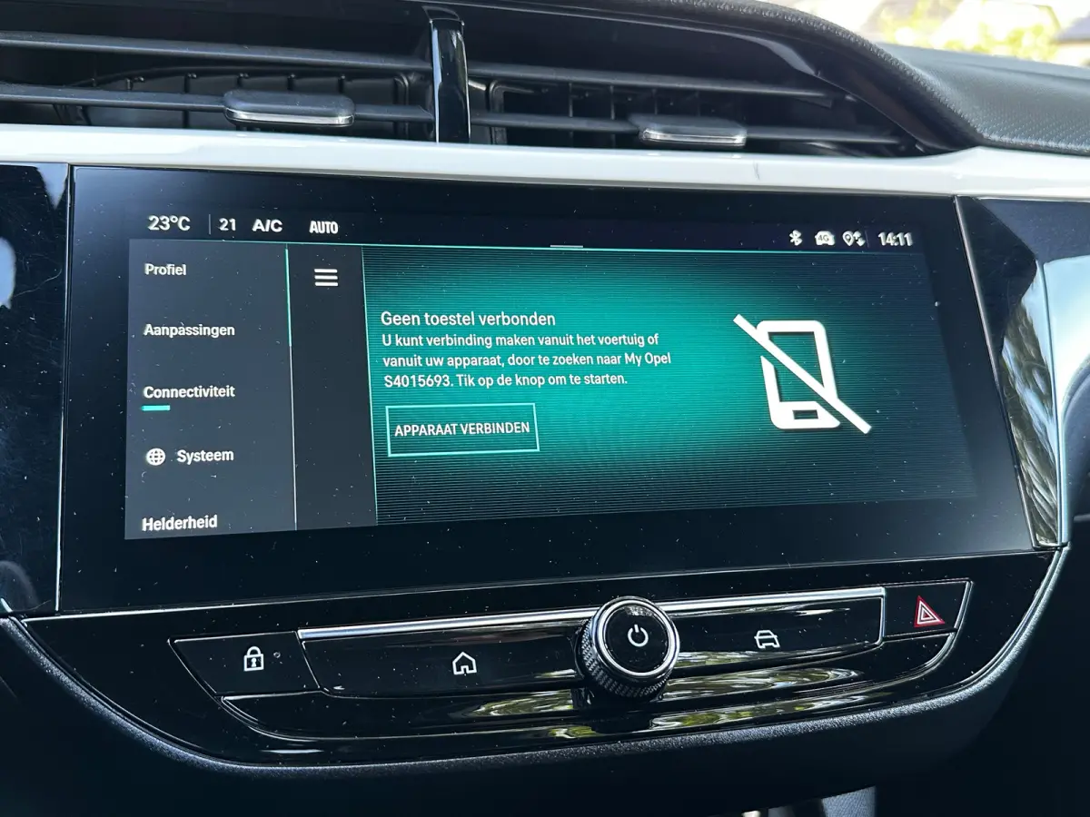 1.2 Turbo 100 PK GS | CLIMATE CONTROL| DODEHOEK DETECTIE| KEYLESS ENTRY & START| DRAADLOZE TELEFOONLADER| LED| NAVIGATIE + APPLE CARPLAY/ANDROID AUTO| CAMERA + PARKEERSENSOREN| BROEKHUIS OND