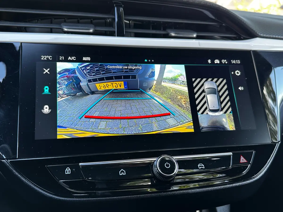 1.2 Turbo 100 PK GS | CLIMATE CONTROL| DODEHOEK DETECTIE| KEYLESS ENTRY & START| DRAADLOZE TELEFOONLADER| LED| NAVIGATIE + APPLE CARPLAY/ANDROID AUTO| CAMERA + PARKEERSENSOREN| BROEKHUIS OND
