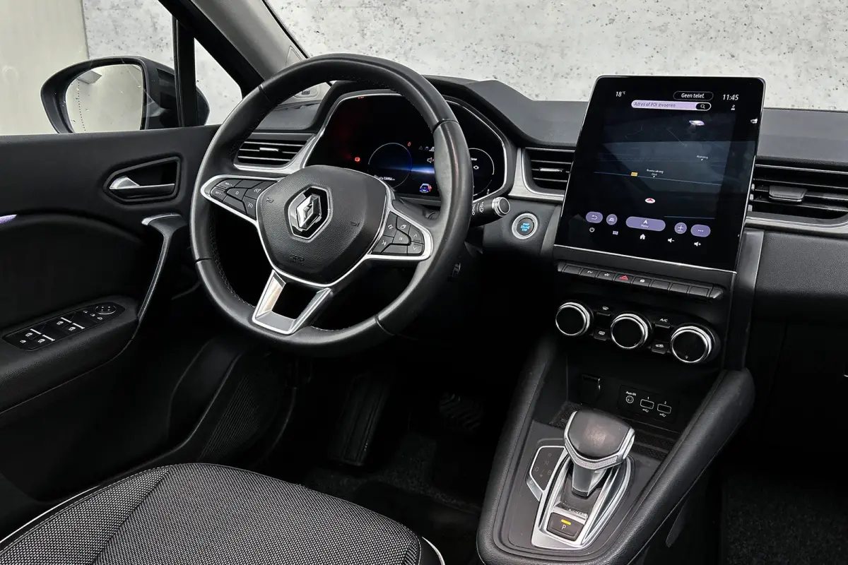 1.6 E-Tech Plug-in Hybrid 160 | Camera | Trekhaak | Cruise control