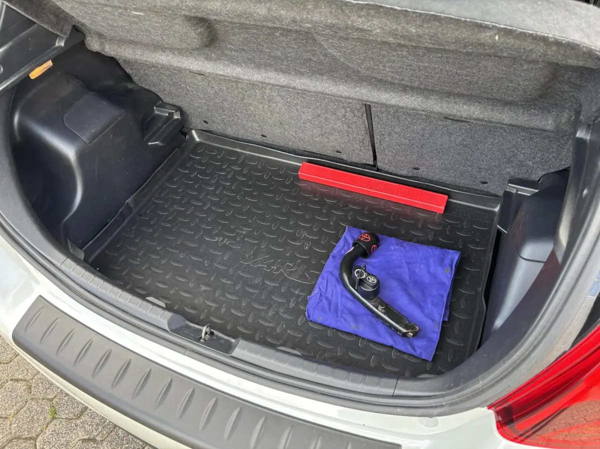1.5 Hybrid Dynamic Bi-Tone | Keyless | Trekhaak | Camera | Stoelverwarming