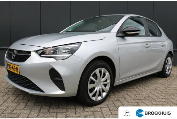 e Edition | Parkeeersensoren achter | Cruise control | Navi by App | Airco | Stuur verwarmbaar |