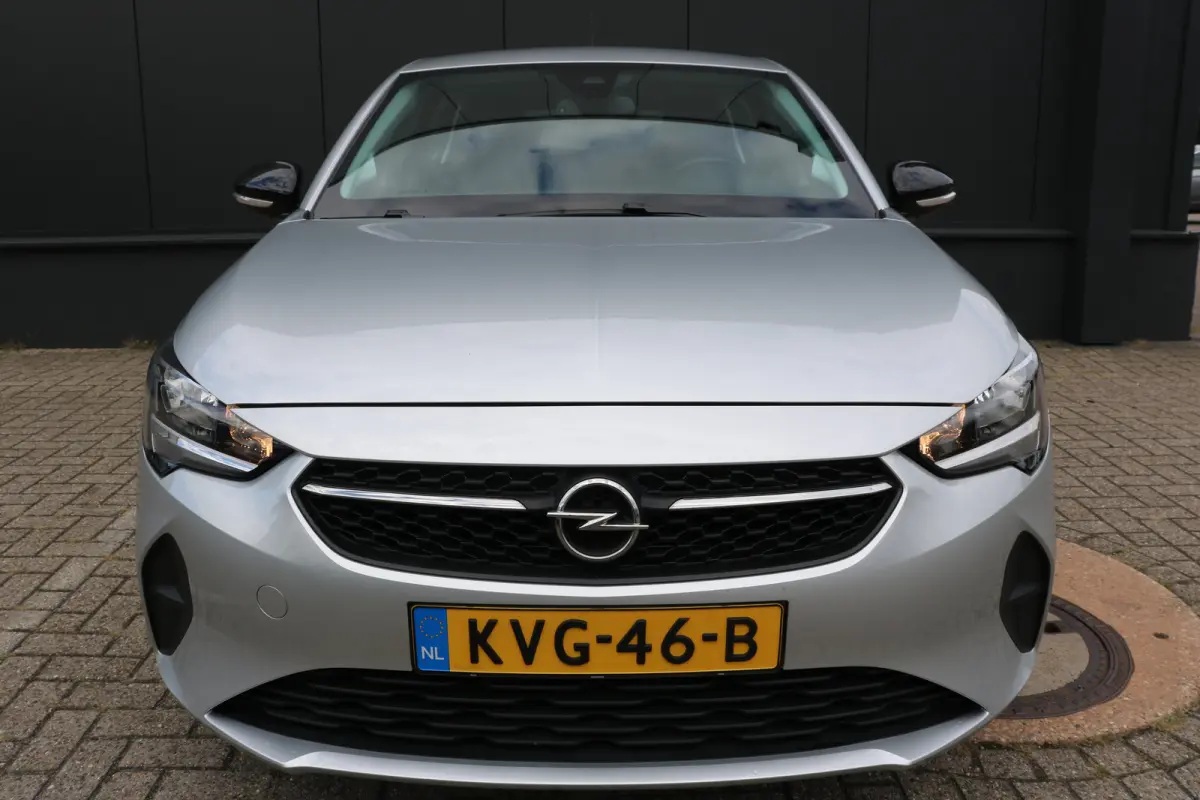 e Edition | Parkeersensor achter | Cruise control | Navi by App | SOH 100% |  Airco | Stuur verwarmbaar |