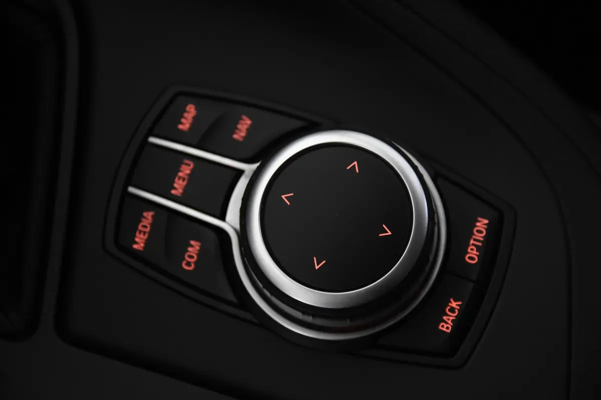 sDrive18i*1ste Eigenaar*Leer*Navigatie*Trekhaak*Carplay*