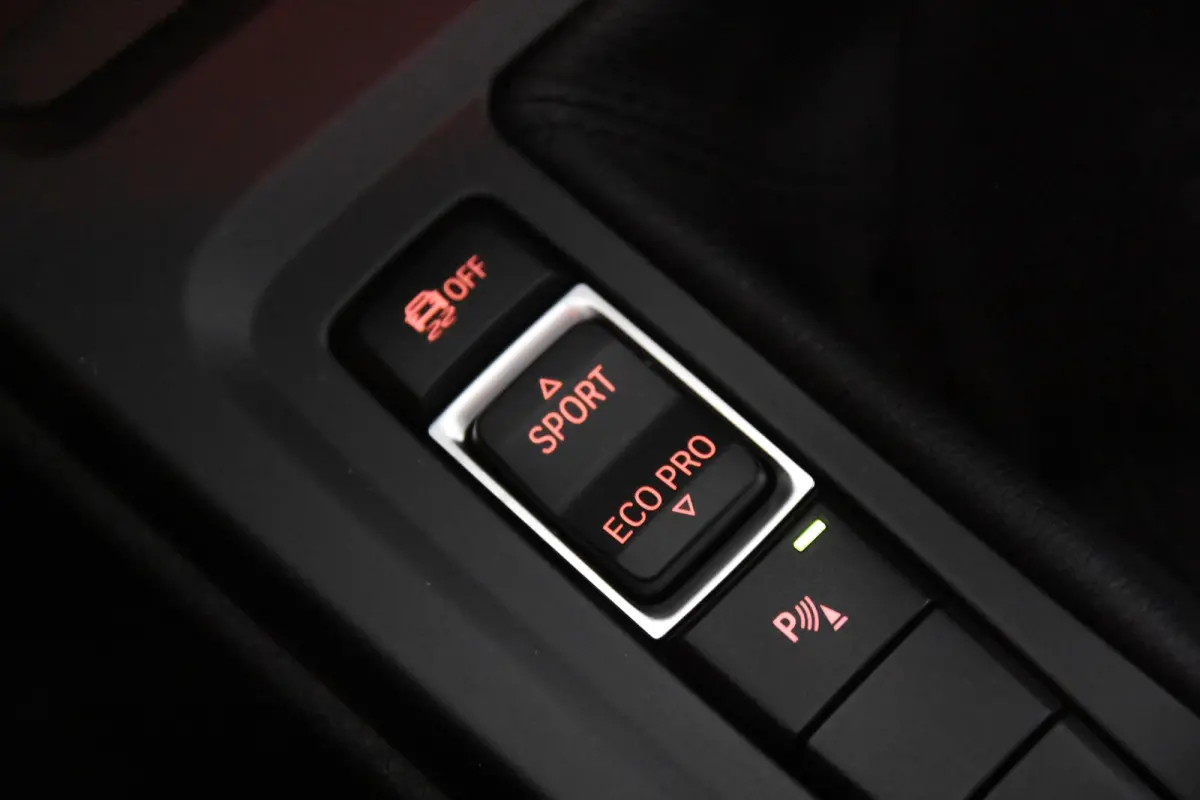 sDrive18i*1ste Eigenaar*Leer*Navigatie*Trekhaak*Carplay*